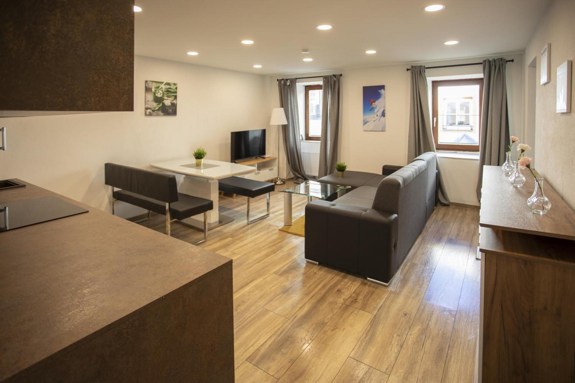 Modern Old Town Apartment Hall in Tirol Buitenkant foto