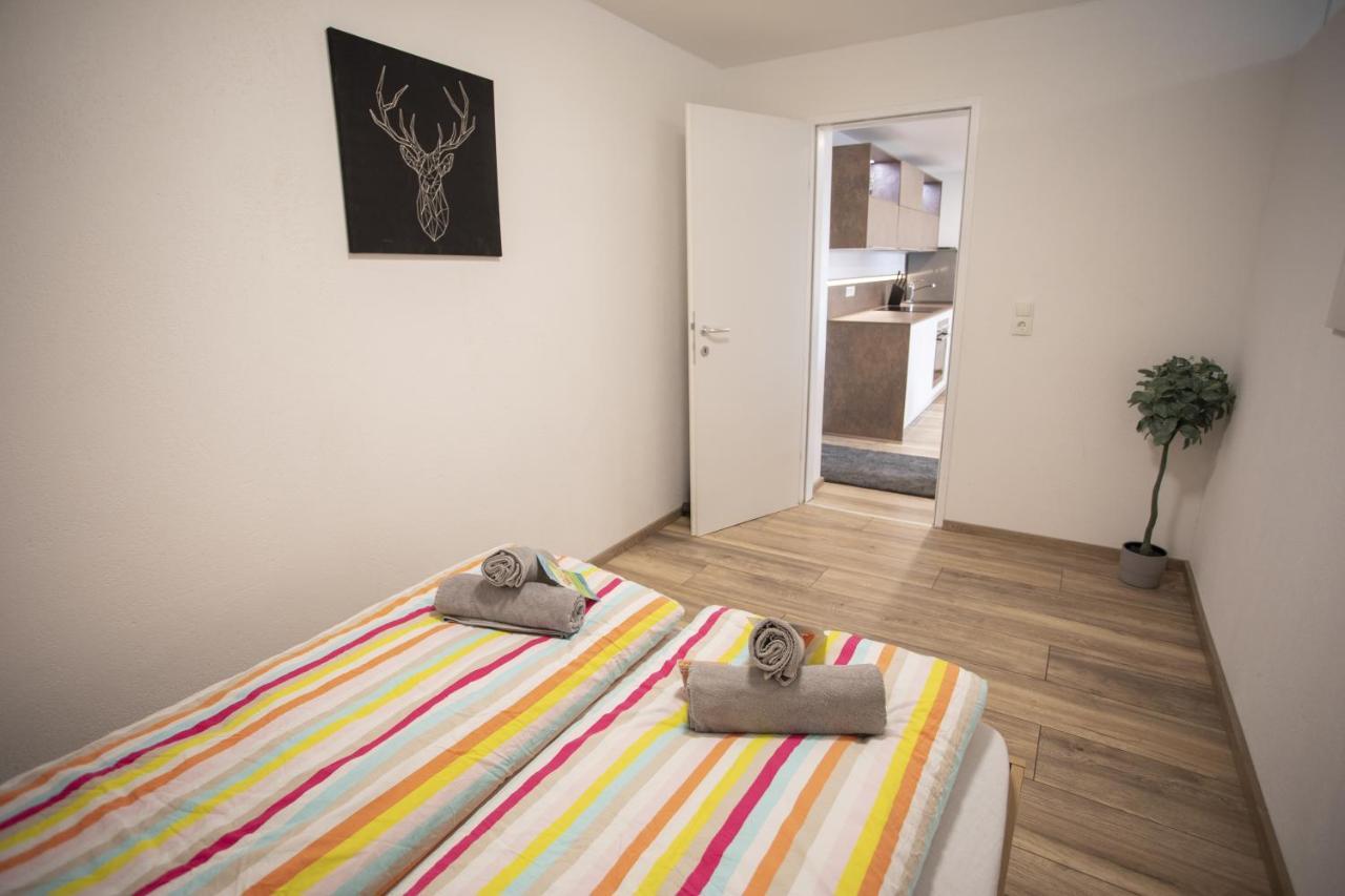 Modern Old Town Apartment Hall in Tirol Buitenkant foto